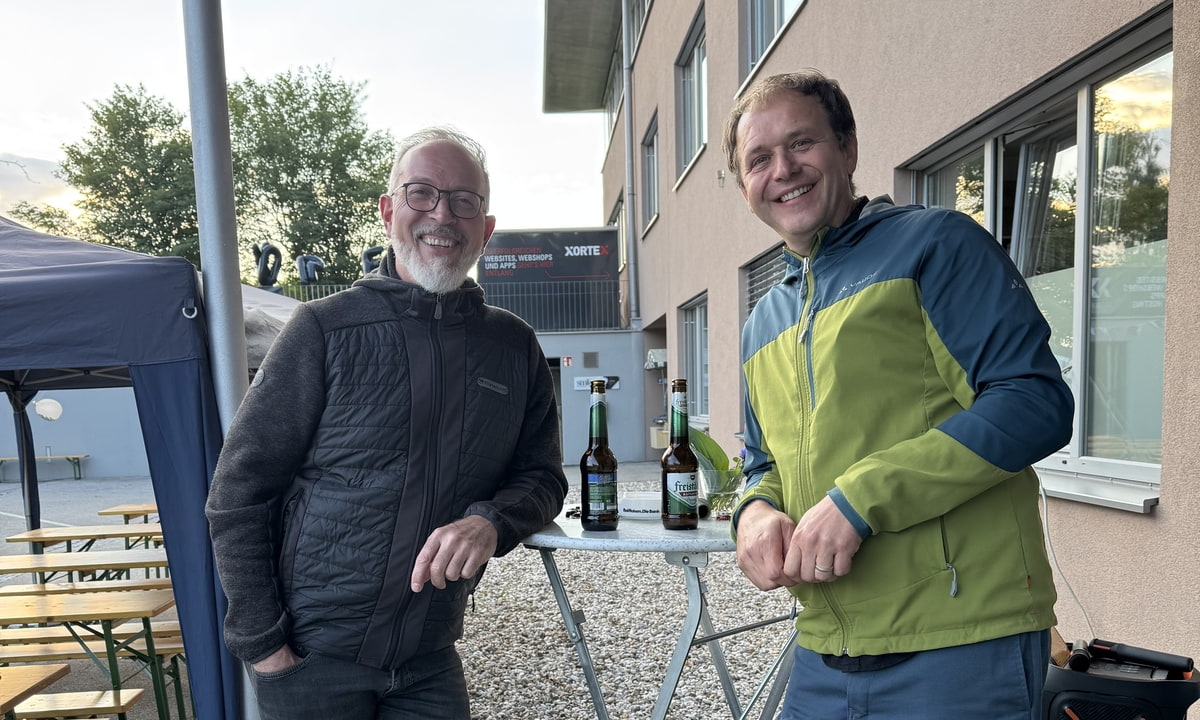 Harry Kriegner (Lunik2) & Dietmar Pointner im Gespräch bei der 25 Jahre Feier von XORTEX